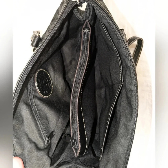 Etienne Aigner black signature canvas shoulder bag - Picture 6 of 9